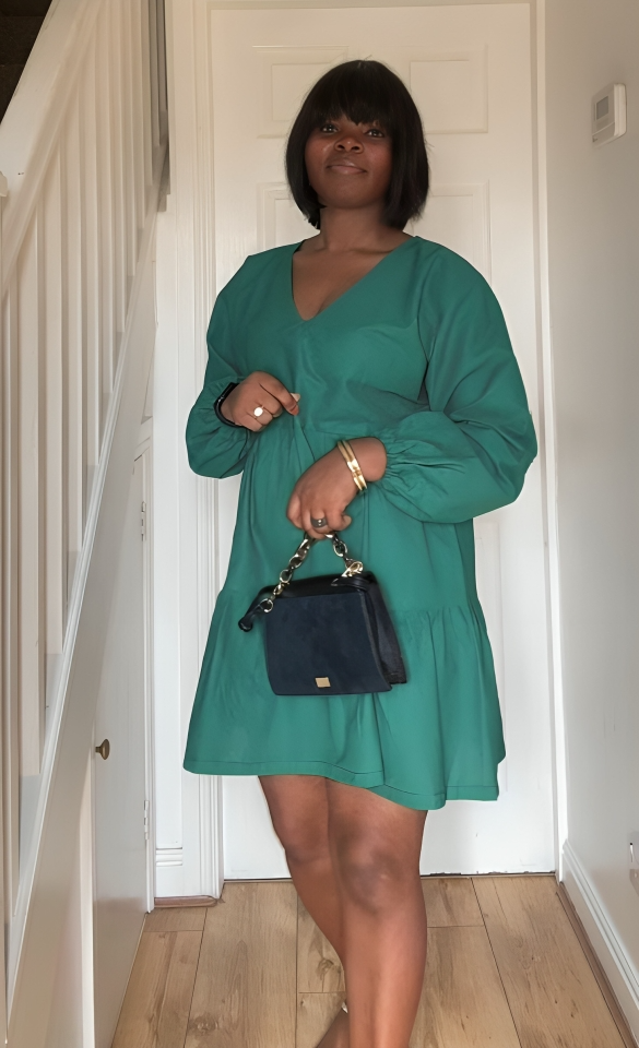 About EssenceByDevontee